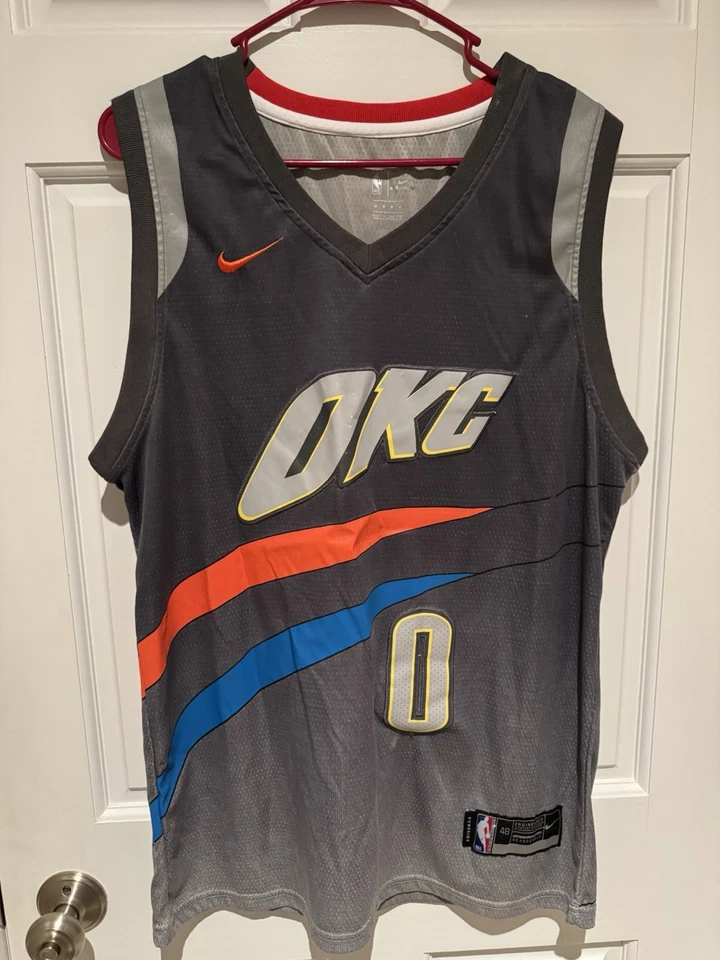 Nike Russell Westbrook Jersey Mens 44 Gray Swingman OKC Oklahoma City Thunder #0 - Image 1 of 4