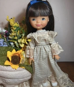 🌸RARA BELLISSIMA BAMBOLA VINTAGE NINETTA FURGA CON ABITI ORIGINALI.VINTAGE🌸 - Foto 1 di 1