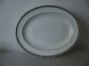 Royal Doulton - Ravenswood - 16" Oval Meat Platter - Picture 1 of 1