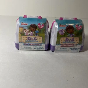Disney Doc McStuffins Series 1 Pet Rescue 1 Toy Hospital Doc Surprise Mini Bag - Picture 1 of 2