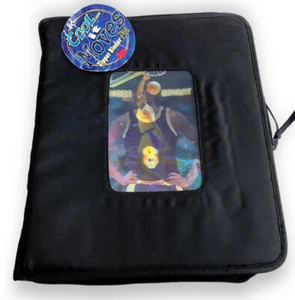 NEU Selten 3-D Hologramm Kobe Bryant Schulordner Cool Moves Kunststoff 3 Ringe Ordner - Bild 1 von 5