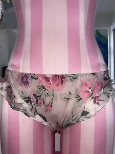 Vintage Gold Crown Victoria's Secret Blush Pink Silk Floral Lingerie Panty - Picture 1 of 11