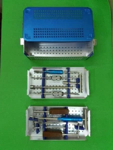 Set strumenti ortopedici DHS e DCS con scatola grafica chirurgica - Foto 1 di 6