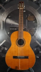 Yairi B-3 1969 Classical Guitar Japan w/ Gig Bag - Picture 1 of 23