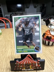 2025 Score Travis Hunter Retro Rookie Card #5 Jacksonville Jaguars RC - Foto 1 di 2