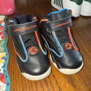 Nike Air Jordan Pro Strong Jungen Kleinkind Turnschuhe Baby TD Größe 7C 6 Retro 1 3 4 NBA - Bild 1 von 7