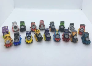 Thomas & Friends Minis Trains 1" Lot of 18 - Bild 1 von 4