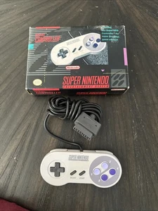 Controller Super Nintendo SNES Super NES con scatola  - Foto 1 di 17