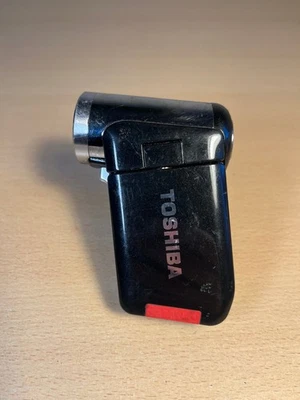 Toshiba Camileo P30 camcorder WORKS! - Image 1 of 4