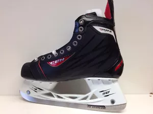 CCM RBZ 70 Skate Eishockey Schlittschuhe Senior Gr. 42 D Hockeyskate - Sale - Bild 1 von 2