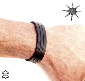 BRACCIALE POLSINO ARTIGIANALE IN VERA PELLE UOMO DONNA 3 RIGHE GRAFFIATO!! - Picture 1 of 10