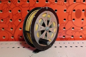 Carrete de pesca con mosca lágrima PFLUEGER de colección Sal-Trout No. 1554 funciona - Imagen 1 de 8