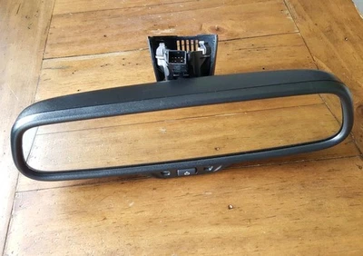 AUDI A4 B8.5 / A6 C7 Auto Dimming Rear View Mirror / High Beam Assist Camera #3 - Image 1 of 4