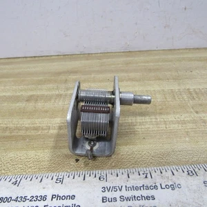 VARIABLER KONDENSATOR 365 pF 11 bis 376 pF 1/4 Zoll Welle - Bild 1 von 5