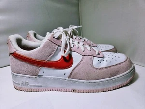 Nike Air Force 1 QS Low Love Letter Sneaker US Herren 10,5 gebrauchte Marken (DD3384 600) - Bild 1 von 13