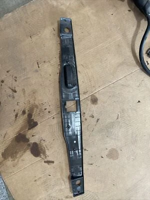 MERCEDES-BENZ S430 S500 2000-2006 CUBIERTA DE EMBELLECEDOR DE PESTILLO DE MALETERO 2207500193 NEGRO OEM Foto 1 de 4