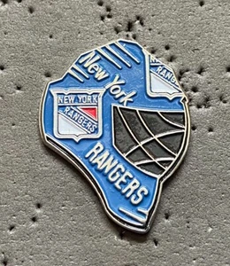 New York Rangers Goalie Mask NHL Hockey Pin - Imagen 1 de 1