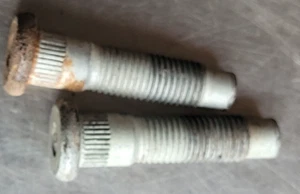 Wheel Stud 2 Studs Ford Mercury Mariner 2001-2012 6L8Z-1107 used oem - Picture 1 of 5