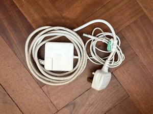 Apple MagSafe Power Adapter für MacBook 45W A1244 - Bild 1 von 5