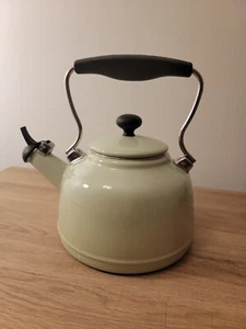Chantal Tea Kettle , 1.7 QT, Retired Light Mint Green Color Great Condition - Picture 1 of 5