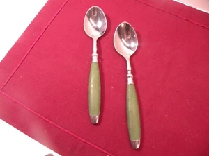 2 Hampton Silversmiths Bistro Style HSV232 Green Handle Teaspoons 6 7/8" - Picture 1 of 5