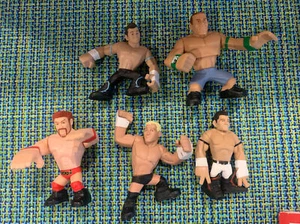 Lot Of 5 WWE Roual Rumblers Wrestlers 2” Figures - Picture 1 of 6