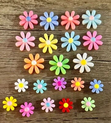 Berloques de sapato 8 peças FLOR MARGARIDA COLORIDA PARA CROCS - Imagem 1 de 4