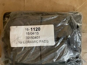 16-1120 Ceramic Disc Brake Pad Set For 06-10 Hummer H3 H3T 15/04/15 20150401 - Picture 1 of 1
