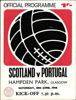 Länderspiel 18.06.1966 Schottland - Portugal in Glasgow - Bild 1 von 3