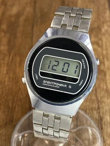 Elektronika 5 LCD Digital vintage quartz Soviet Era mens watch 80s USSR - Picture 1 of 22