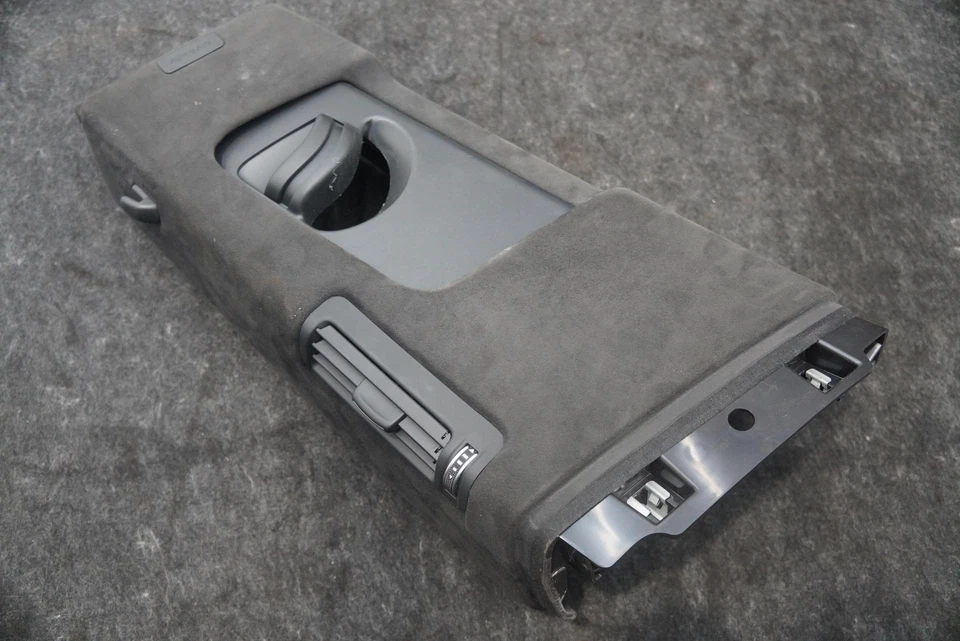 Left Center Upper B Pillar Cover Trim Panel 4ML867243 BJR7 Lamborghini Urus 2019 - Image 1 of 4