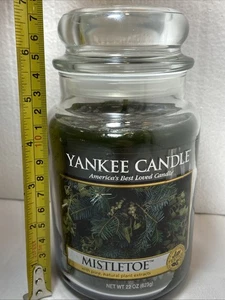 Yankee Candle MISTLETOE Tarro Grande 22.oz Etiqueta Festiva ¡Nuevo! - Imagen 1 de 4