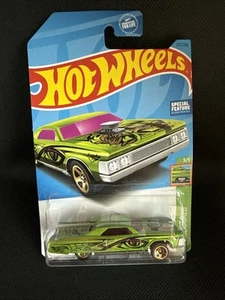 Hot Wheels Layin Lowrider 237 Lime Green Special Feature HW Slammed 3/5 Sealed - Picture 1 of 2