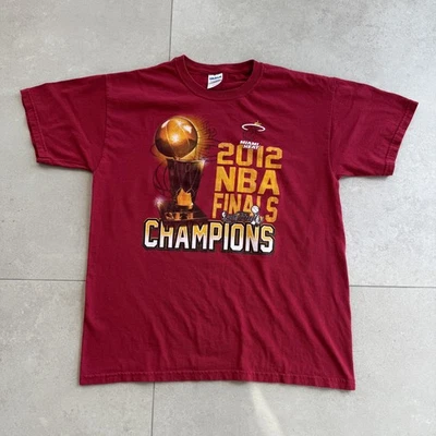 Camiseta de campeones de las finales de la NBA Miami Heat 2012 Foto 1 de 4
