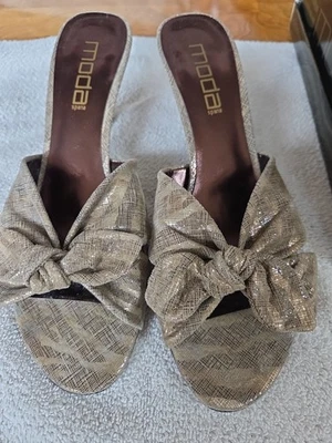 Sandalias Damas Talla 8.5 Dorado Btonze Cebra Nuevas En Caja Foto 1 de 4