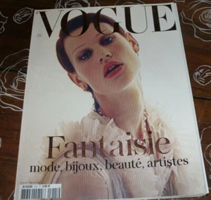 VOGUE PARIS 915 März 2011 Fantasie Saskia De Brauw Mode Schmuck auf Französisch - Bild 1 von 1