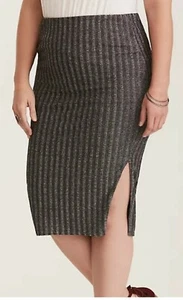 Torrid Skirt Sz 00 Silver Metallic Glitter Ribbed Knit Side Slit Pencil NWOT - Picture 1 of 7