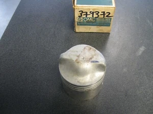 Pistón Johnson Evinrude OMC 0379372 .020 JO117 - Imagen 1 de 3