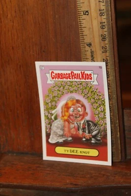 2008 Garbage Pail Kids Single Card 1b Ty Dee Knot - Image 1 of 2