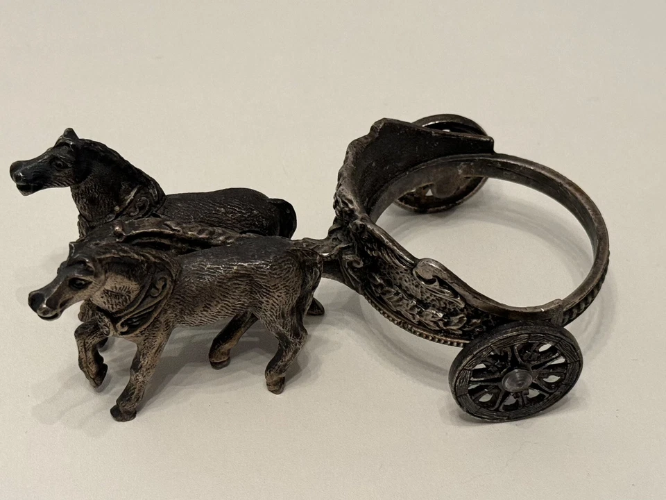 chevaux et calèche en métal - Photo 1/1