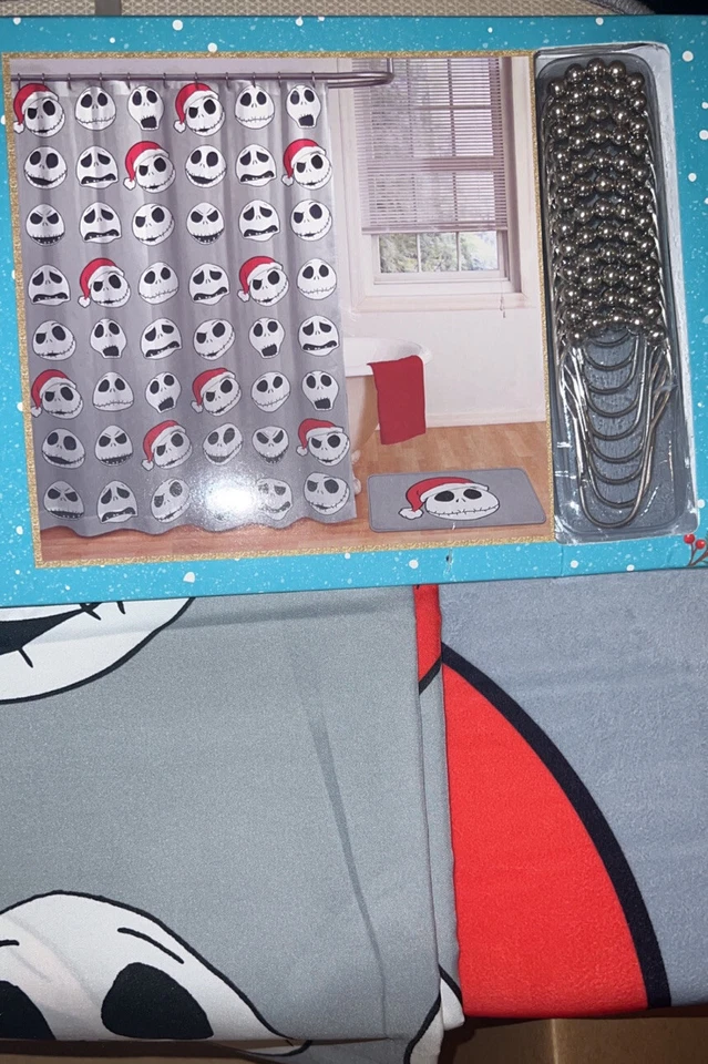 JUEGO DE 14 ALFOMBRAS DE BAÑO CORTINA DE DUCHA DISNEY PESADILLA ANTES DE NAVIDAD NUEVO Foto 1 de 1