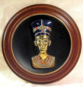EGYPT SPLENDOURS ANCIENT WORLD NEFERTITI ETERNAL BEAUTY COLLECTOR PLATE & FRAME - Foto 1 di 12