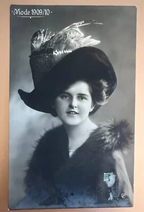 RPPC Elegante Dama Victoriana En Elegante Sombrero Europeo Postal - Imagen 1 de 2