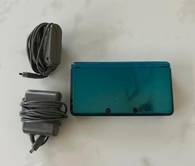 Nintendo 3DS Teal and Black