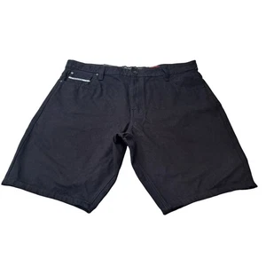Neu mit Etikett Ecko Unlimited W44 Jeansshorts für Herren 759 entspannt schwarz klassische Taschen  - Bild 1 von 7