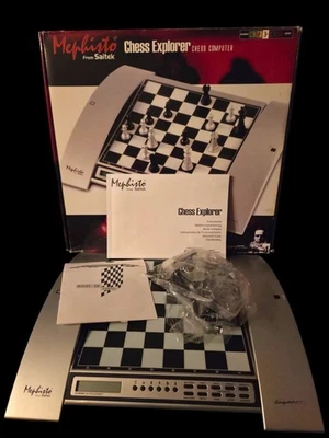 Juego de ajedrez electrónico Saitek Mephisto Explorer probado funcionando Kasparov  Foto 1 de 4