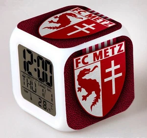 Digitaler Wecker leuchtend Illustration METZ - Bild 1 von 7