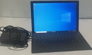 Bundle MicroSoft Surface Pro 4 1724 12.3" i7-6650U 2.20GHz 8GB RAM 256GB Docking - Picture 1 of 13