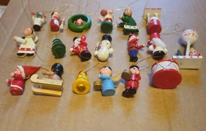 Vintage Miniature Wooden Christmas Tree Ornaments 19 Tiny Hand Painted 1"-2" - Picture 1 of 4