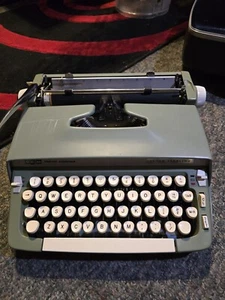 Máquina de escribir manual Smith-Corona Super Sterling 1967 de colección - Imagen 1 de 17